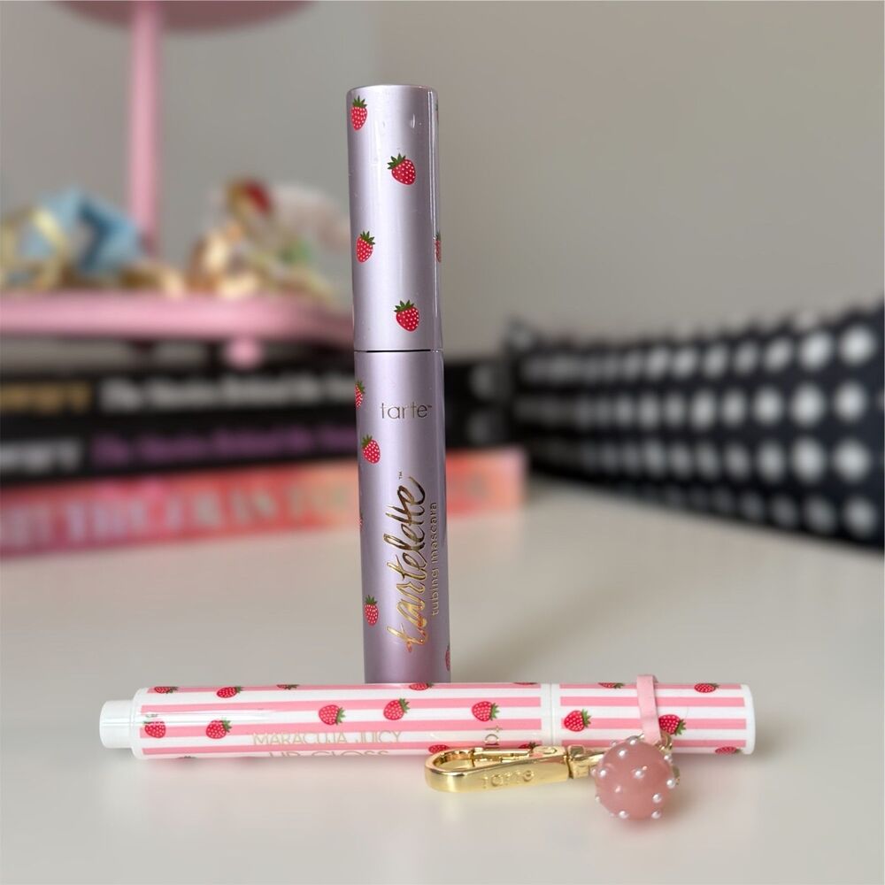Tarte x FINNSUL Strawberry Tartlette Tubing Mascara Maracuja Lip Gloss Charm NEW
